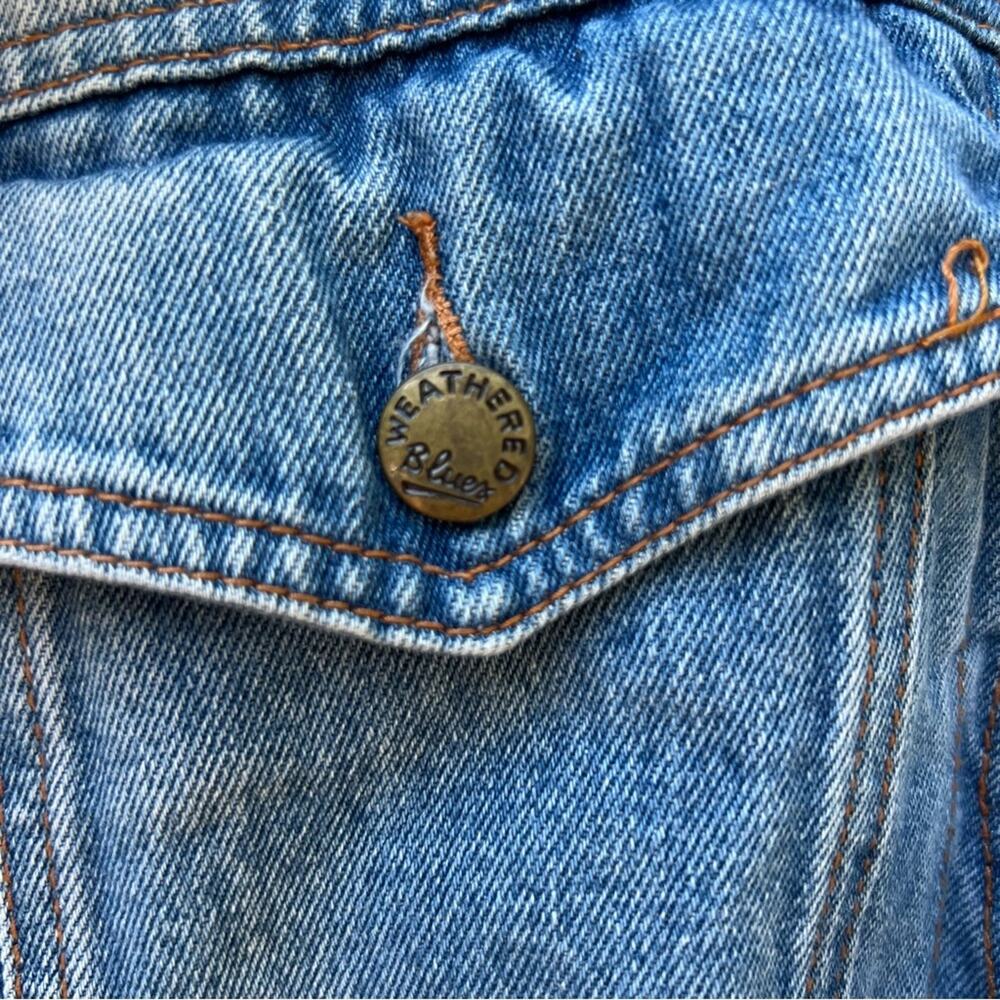Vintage 90s Weathered Blues light wash oversize denim Jean trucker jacket SMALL - Picture 3 of 6